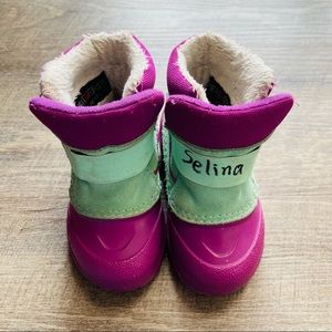 The North Face Girl Snow Booties. Size7